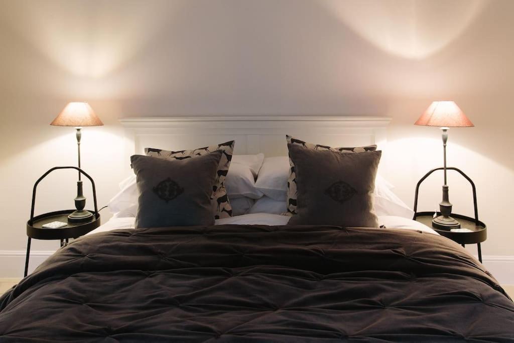 Beautiful House, Cirencester Centre, Parking Ngoại thất bức ảnh